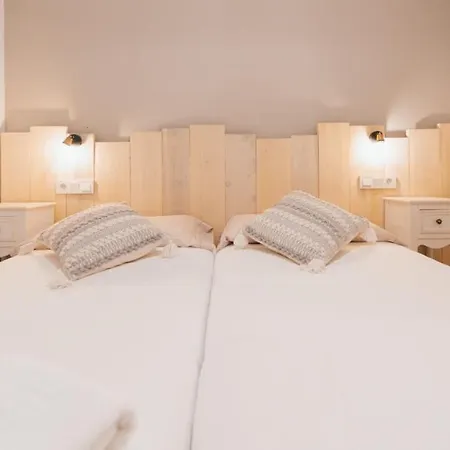 Apartaments I Bungalows Camping L'Orri Del Pallars Ribera de Montardit Buitenkant foto