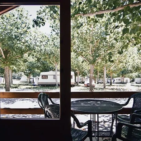 Apartaments I Bungalows Camping L'Orri Del Pallars Ribera de Montardit Buitenkant foto